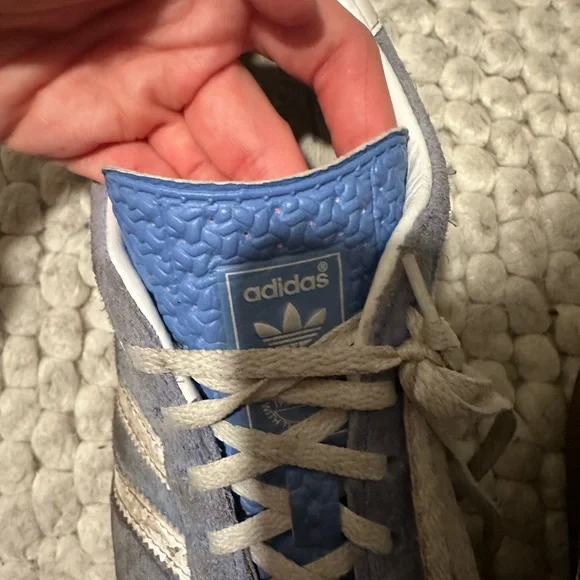 Adidas Suede Blue and White Trainers - Picture 6 of 6